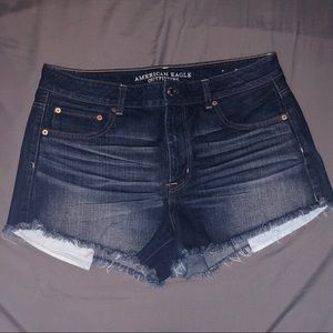 American Eagle Hi-Rise Festival Short!